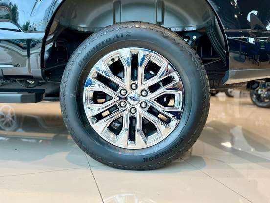 FORD-F-150-2025