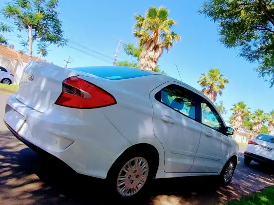 FORD-KA-1.5 TI-VCT FLEX SE PLUS AUTOMÁTICO FORD-KA-2019