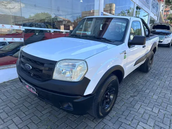 FORD RANGER 2.3 XLS 4X2 CS 16V GASOLINA 2P MANUAL FORD RANGER 2.3 XLS 4X2 CS 16V GASOLINA 2P MANUAL