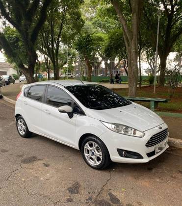 FORD FIESTA 1.5 SE HATCH 16V FLEX 4P MANUAL