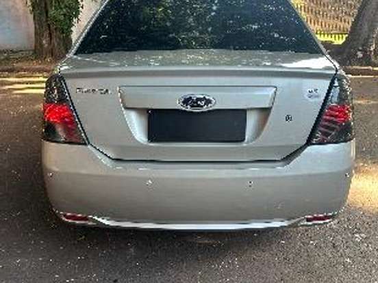 FORD-FIESTA-1.6 SE SEDAN 16V FLEX 4P MANUAL FORD-FIESTA-2012