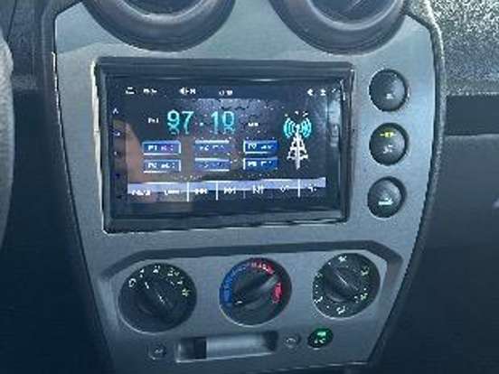 FORD-FIESTA-1.6 SE SEDAN 16V FLEX 4P MANUAL FORD-FIESTA-2012