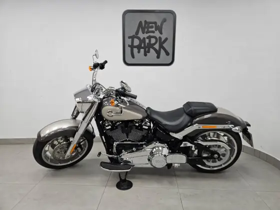 HARLEY-DAVIDSON SOFTAIL FAT BOY 114 HARLEY-DAVIDSON SOFTAIL FAT BOY 114