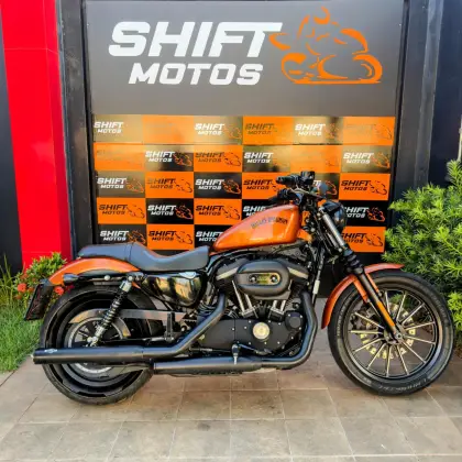 HARLEY-DAVIDSON SPORTSTER IRON 883 