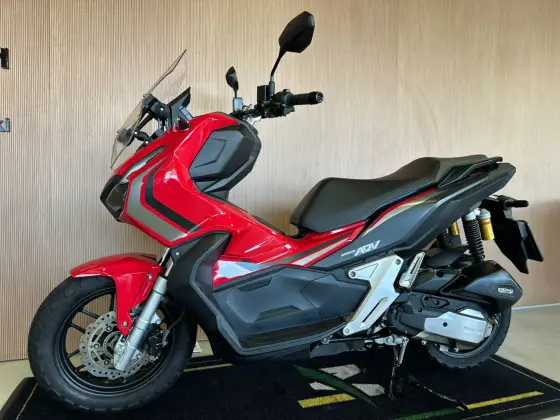 HONDA ADV 