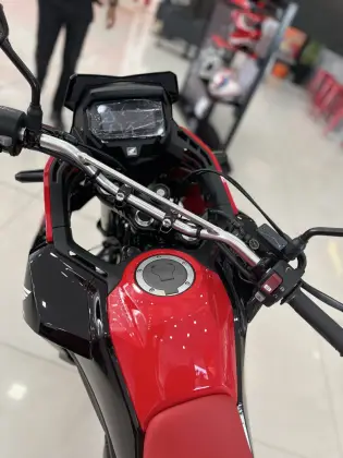 HONDA XRE 300 SAHARA RALLY 