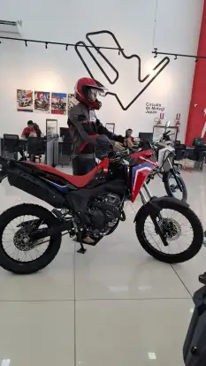 HONDA-XRE 300 SAHARA-2025