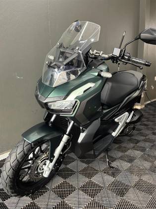 HONDA ADV 