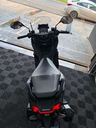 HONDA-ADV-2023