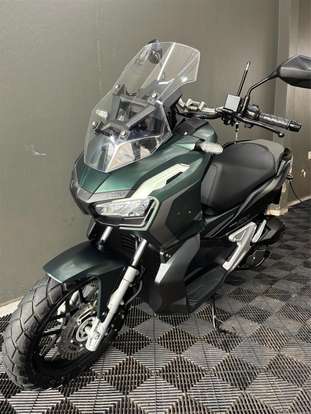 HONDA-ADV-2023