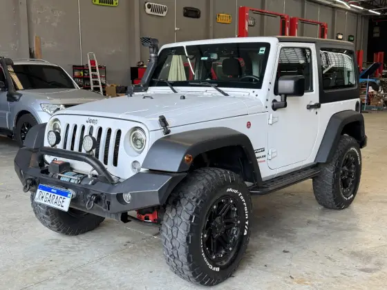 JEEP WRANGLER 3.6 SPORT 4X4 V6 12V GASOLINA 2P AUTOMÁTICO