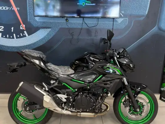 KAWASAKI-Z500 SE KAWASAKI-Z500 SE-2025