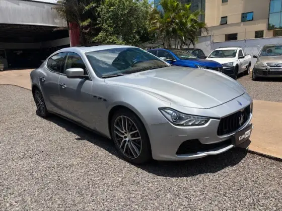 MASERATI GHIBLI 3.0 V6 TURBO GASOLINA AUTOMÁTICO