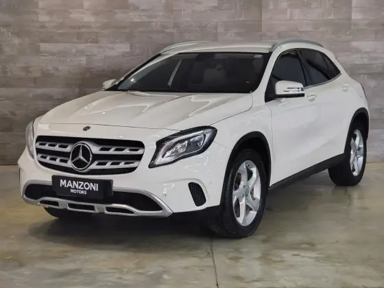 MERCEDES-BENZ GLA 200 1.6 CGI FLEX ADVANCE 7G-DCT MERCEDES-BENZ GLA 200 1.6 CGI FLEX ADVANCE 7G-DCT