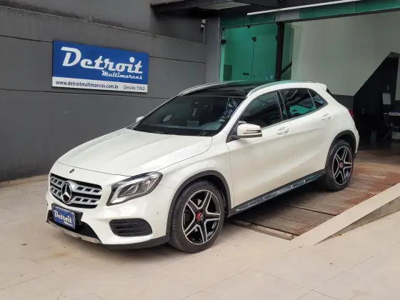 MERCEDES-BENZ GLA 250 2.0 CGI GASOLINA SPORT 4MATIC 7G-DCT