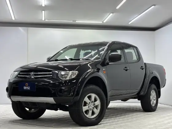MITSUBISHI L200 TRITON 2.4 HLS 4X2 CD 16V FLEX 4P MANUAL