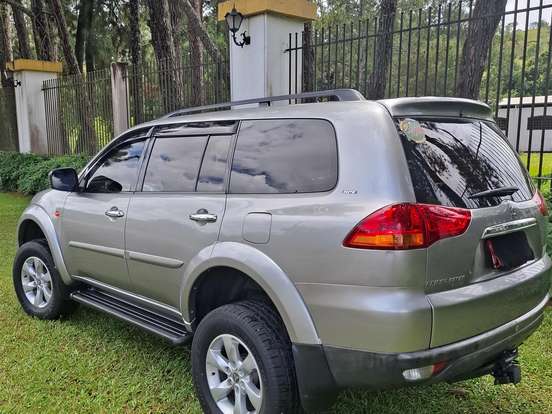 MITSUBISHI-PAJERO DAKAR-3.5 HPE 7 LUGARES 4X4 V6 24V FLEX 4P AUTOMÁTICO MITSUBISHI-PAJERO DAKAR-2011