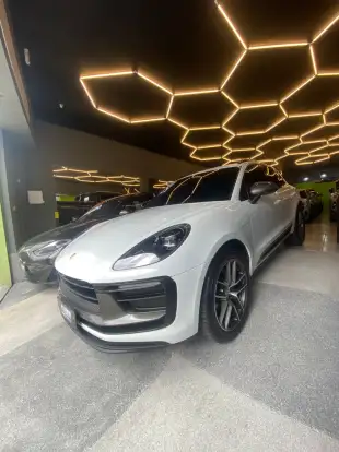 PORSCHE-MACAN-2025