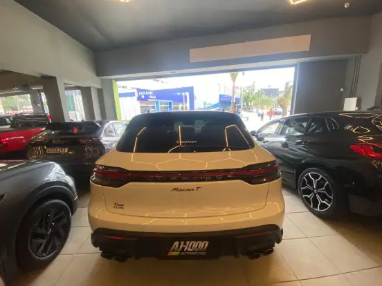 PORSCHE-MACAN-2025