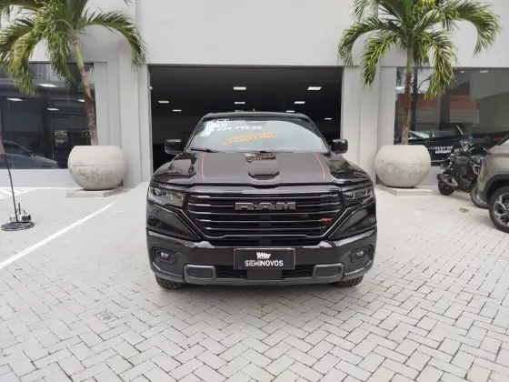 RAM RAMPAGE 2.0 HURRICANE 4 TURBO GASOLINA R/T 4X4 AUTOMÁTICO