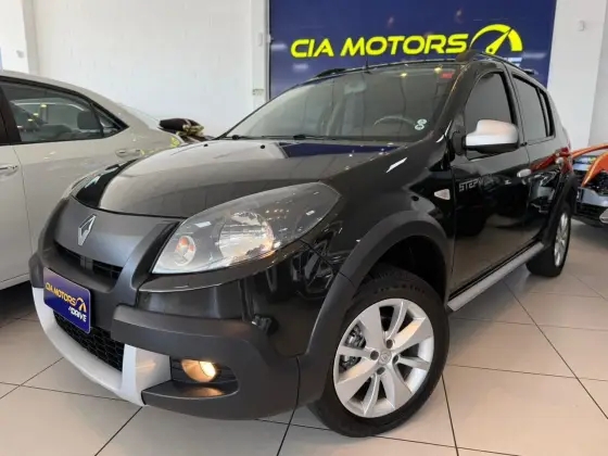 RENAULT SANDERO 1.6 STEPWAY 16V FLEX 4P MANUAL RENAULT SANDERO 1.6 STEPWAY 16V FLEX 4P MANUAL