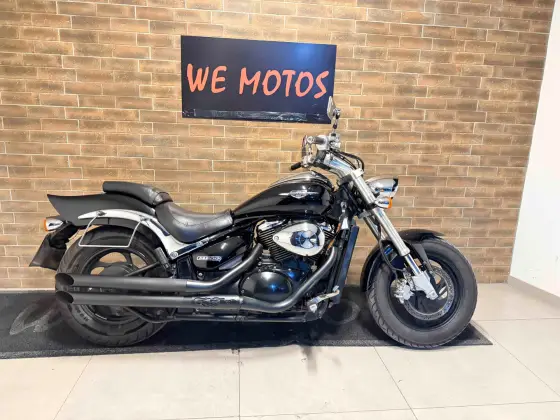 SUZUKI BOULEVARD M800 