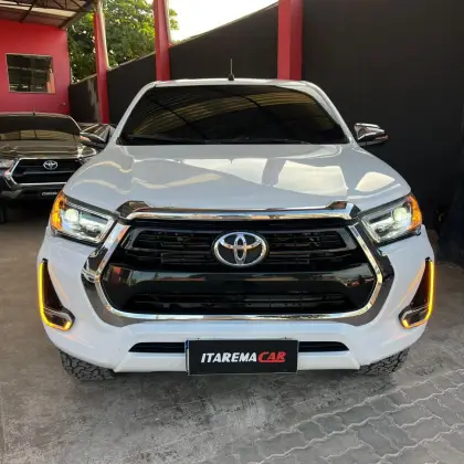 TOYOTA HILUX 2.8 SRX 4X4 CD 16V DIESEL 4P AUTOMÁTICO TOYOTA HILUX 2.8 SRX 4X4 CD 16V DIESEL 4P AUTOMÁTICO