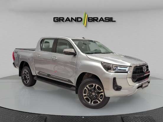 TOYOTA-HILUX-2025