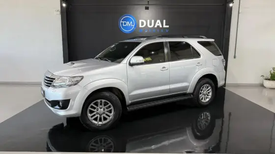 TOYOTA HILUX SW4 3.0 SRV 4X4 16V TURBO INTERCOOLER DIESEL 4P AUTOMÁTICO