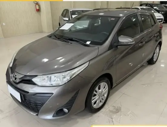 TOYOTA YARIS 1.3 16V FLEX XL PLUS TECH MULTIDRIVE TOYOTA YARIS 1.3 16V FLEX XL PLUS TECH MULTIDRIVE