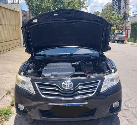 TOYOTA-CAMRY-2011