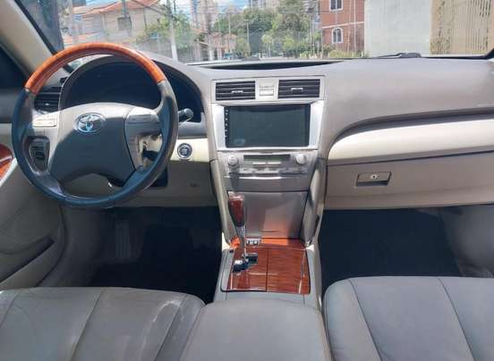 TOYOTA-CAMRY-2011