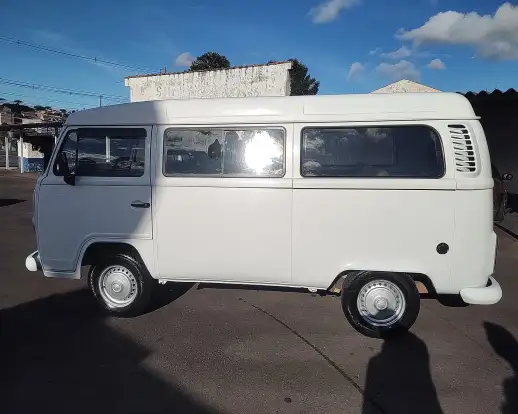 VOLKSWAGEN-KOMBI-1.4 MI STD 8V FLEX 3P MANUAL VOLKSWAGEN-KOMBI-2011