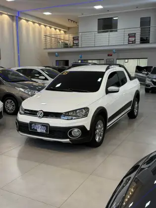 VOLKSWAGEN SAVEIRO 1.6 CROSS CD 16V FLEX 2P MANUAL VOLKSWAGEN SAVEIRO 1.6 CROSS CD 16V FLEX 2P MANUAL