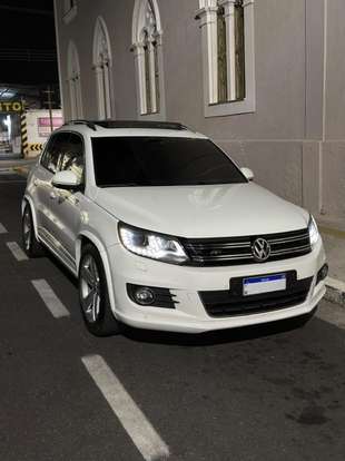 VOLKSWAGEN-TIGUAN-2014