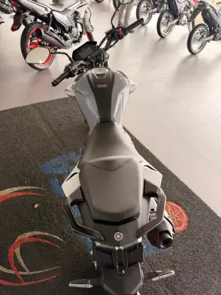 YAMAHA-FZ25 FAZER CONNECTED ABS-2026