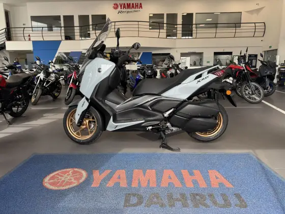 YAMAHA XMAX 300 CONNECTED ABS 