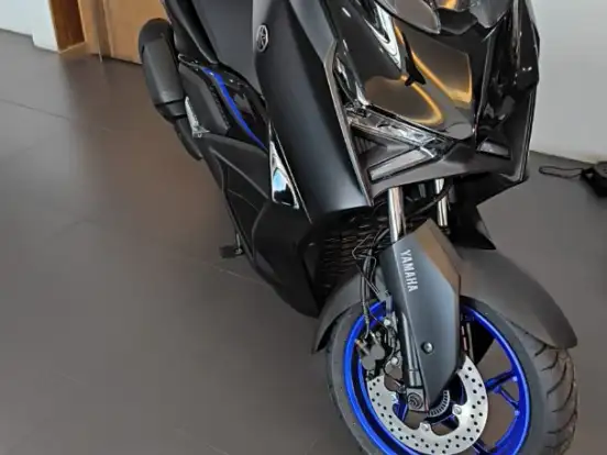 YAMAHA-XMAX 300 CONNECTED ABS YAMAHA-XMAX 300 CONNECTED ABS-2026