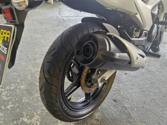 YAMAHA-YS 250 FAZER YAMAHA-YS 250 FAZER-2013