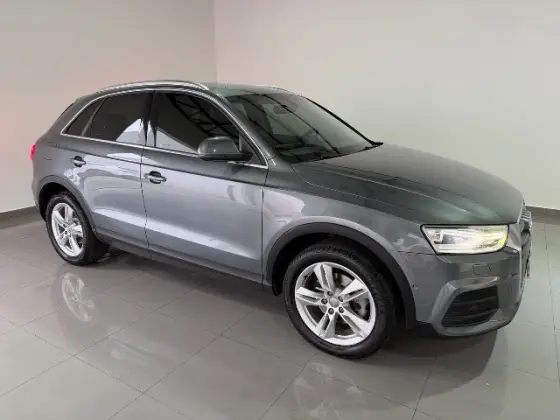 AUDI Q3 1.4 TFSI FLEX PRESTIGE PLUS S TRONIC
