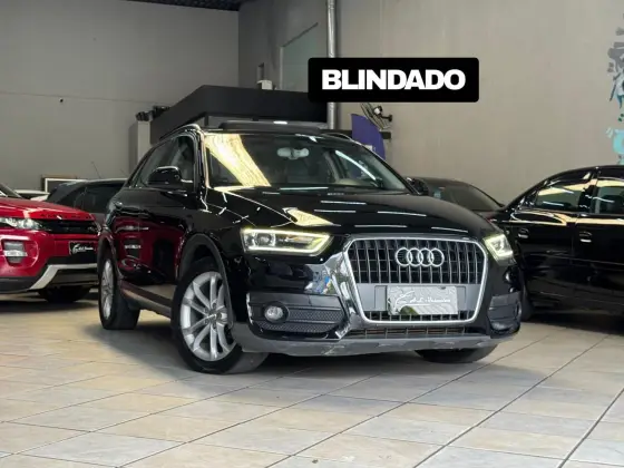 AUDI Q3 2.0 TFSI AMBIENTE QUATTRO 4P GASOLINA S TRONIC