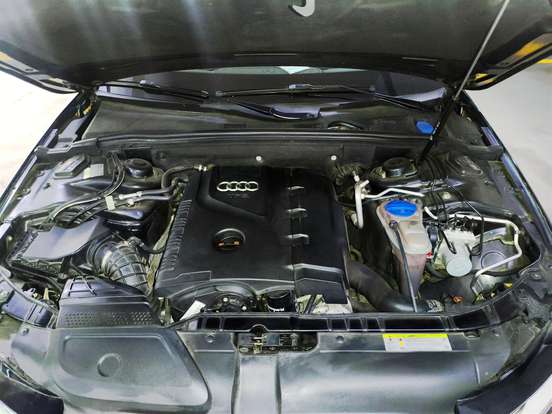 AUDI-A4-2.0 TFSI ATTRACTION 180CV GASOLINA 4P MULTITRONIC AUDI-A4-2013
