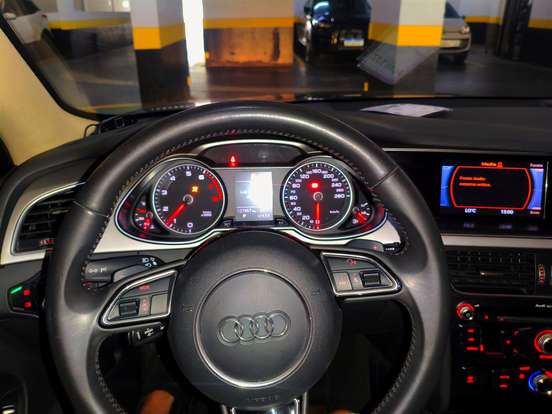 AUDI-A4-2.0 TFSI ATTRACTION 180CV GASOLINA 4P MULTITRONIC AUDI-A4-2013