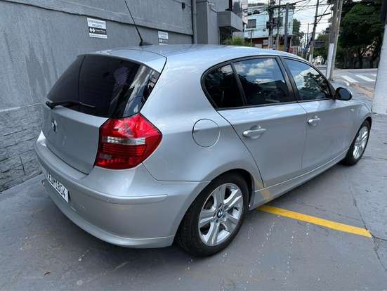 BMW-120i-2.0 TOP HATCH 16V GASOLINA 4P AUTOMÁTICO BMW-120i-2009