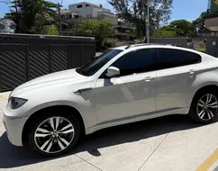 BMW X6 4.4 M 4X4 COUPÉ V8 32V BI-TURBO GASOLINA 4P AUTOMÁTICO BMW X6 4.4 M 4X4 COUPÉ V8 32V BI-TURBO GASOLINA 4P AUTOMÁTICO