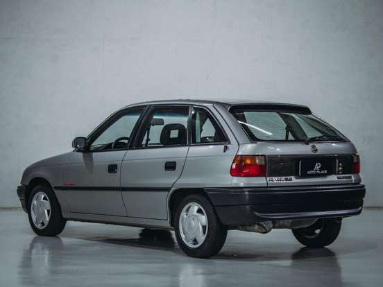 CHEVROLET-ASTRA-2.0 MPFI GLS 8V GASOLINA 4P MANUAL CHEVROLET-ASTRA-1995