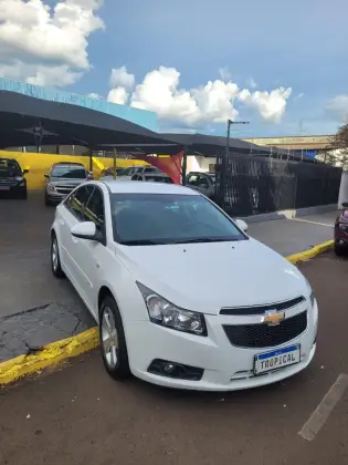 CHEVROLET CRUZE 1.8 LT 16V FLEX 4P AUTOMÁTICO CHEVROLET CRUZE 1.8 LT 16V FLEX 4P AUTOMÁTICO
