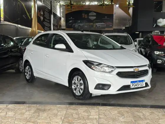 CHEVROLET ONIX 1.0 MPFI LT 8V FLEX 4P MANUAL CHEVROLET ONIX 1.0 MPFI LT 8V FLEX 4P MANUAL