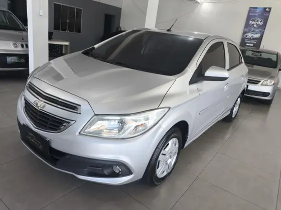 CHEVROLET ONIX 1.0 MPFI LT 8V FLEX 4P MANUAL