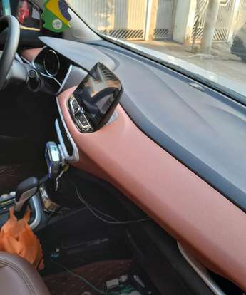 CHEVROLET-TRACKER-2023